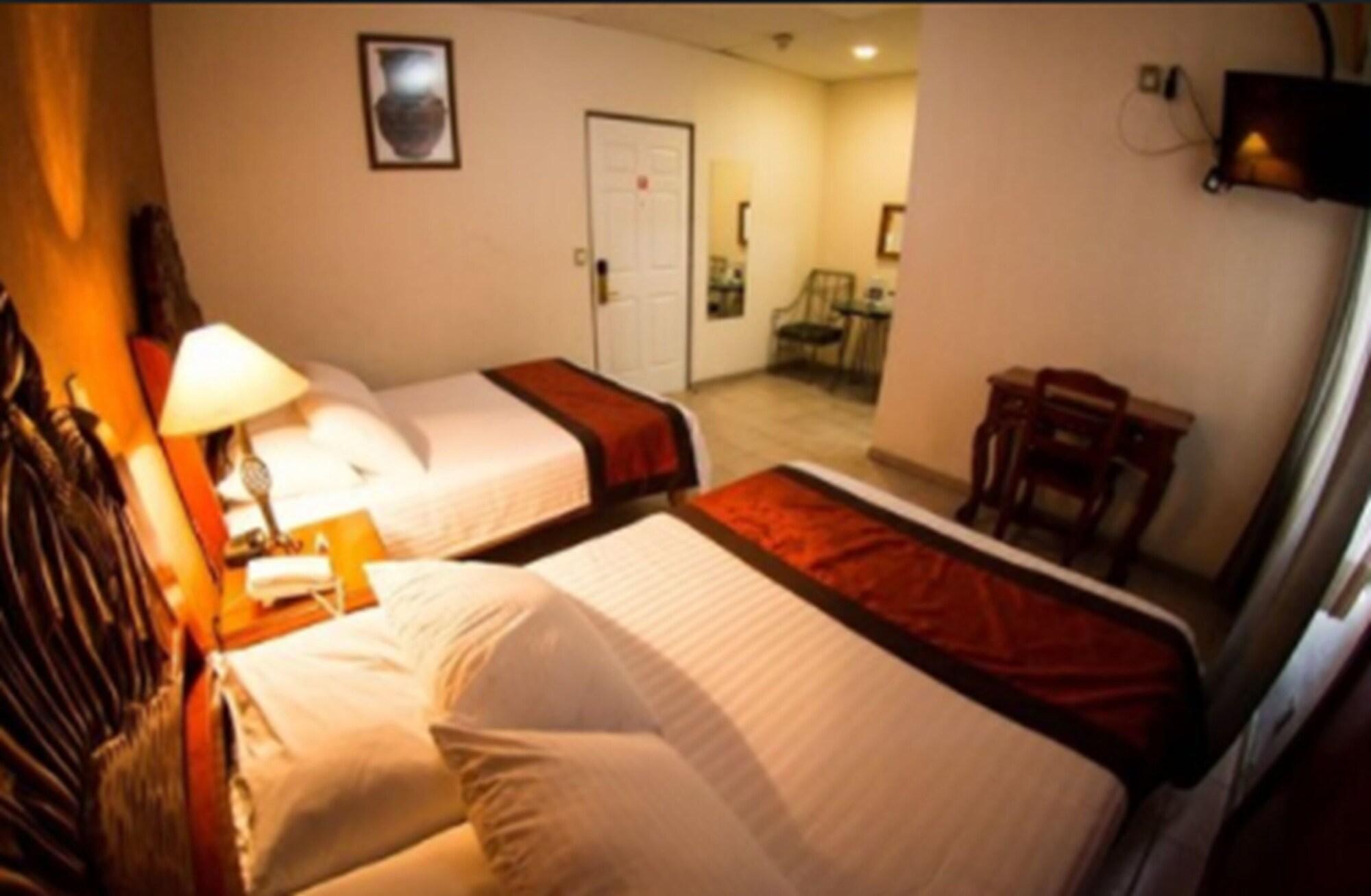 Hotel Real Azteca Boulevard León Exteriör bild